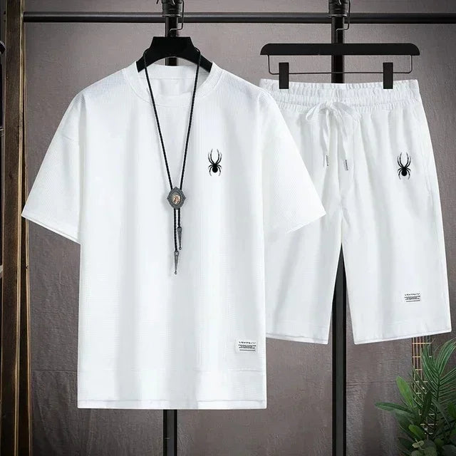 Camiseta de manga curta masculina e shorts esportivos